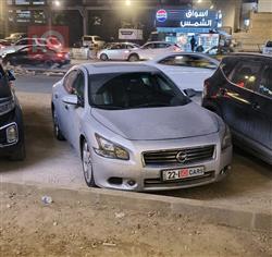 نيسان ماكسيما